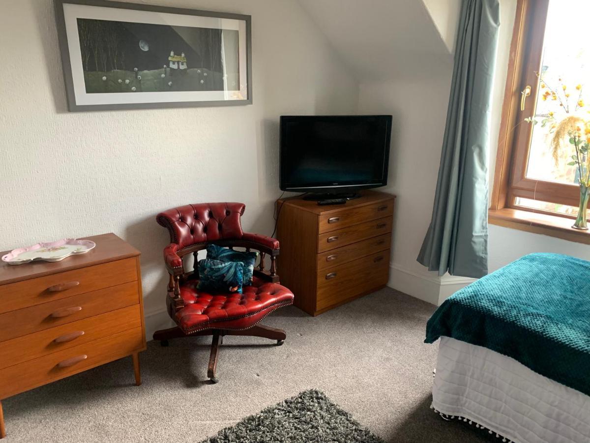 Spacious Villa 5 Mins From Nature Reserve And Town South Kessock Екстериор снимка